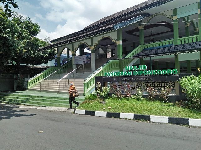 Masjid Pangeran Diponegoro Balaikota Yogyakarta Tiadakan Sholat Jumat