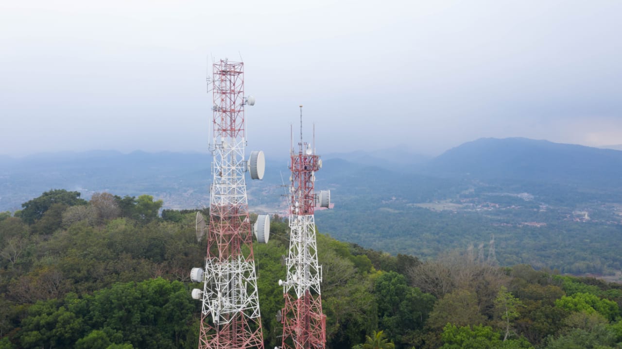 Cucu Usaha Milik Grup Djarum Beli Aset Fiber Optik Rp800 Miliar Jogjaaja