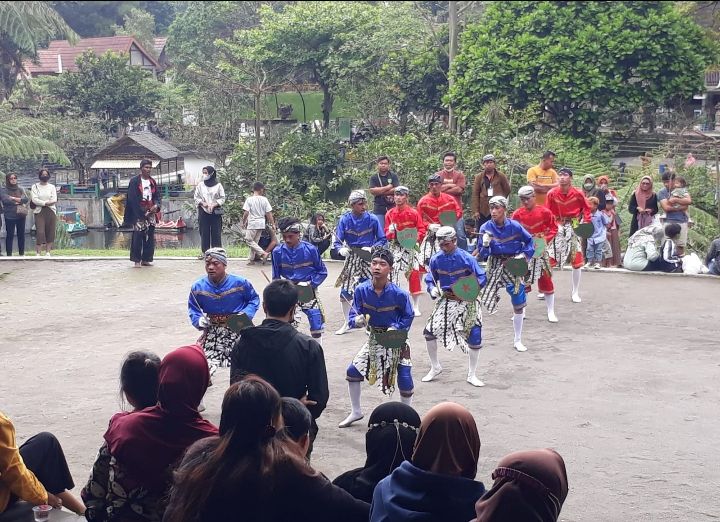 Wisatawan Kaliurang Antusias Nikmati Atraksi Budaya Jogjaaja