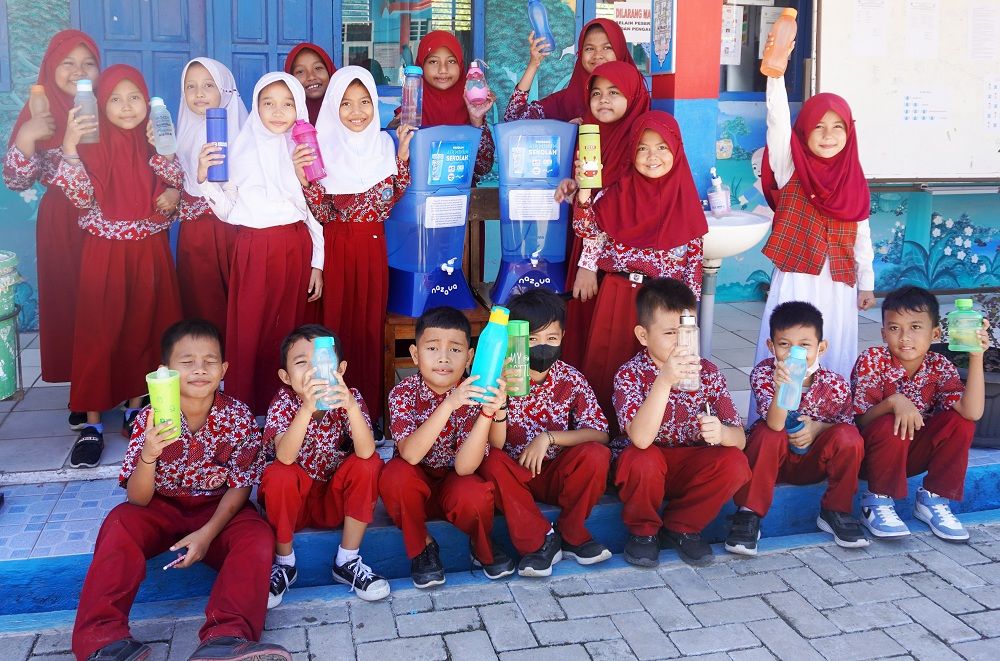 Danone Aqua Dan Nazava Kolaborasi Tingkatkan Akses Air Minum Di Sekolah