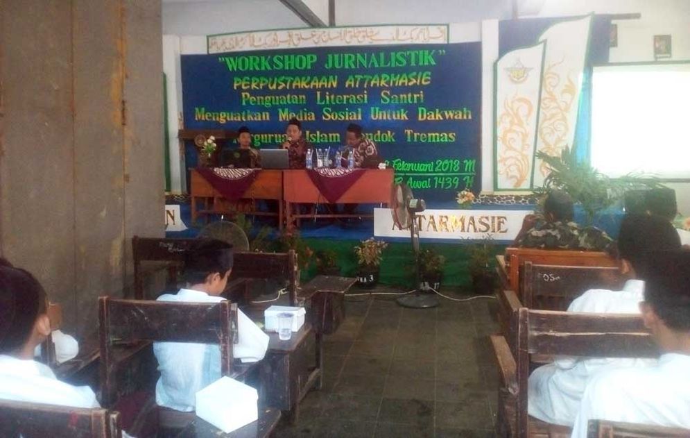 Pelatihan jurnalistik di Pondok Pesantren Tremas Pacitan, Jumat (09/02/2018)