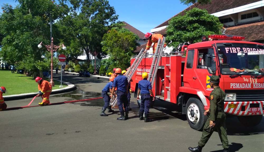 Unit Pemadam Kebakaran Pacitan