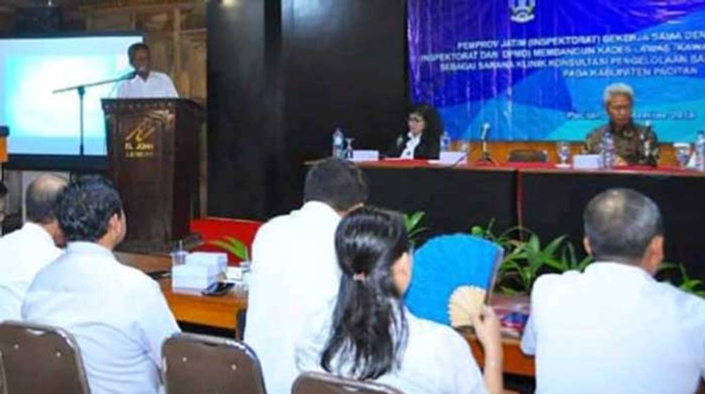 Pembukaan Kinik Konsultasi Pengelolaan Bantuan Keuangan di Desa yang dielar di Seaview Telengria Rabu (05/09/2018).