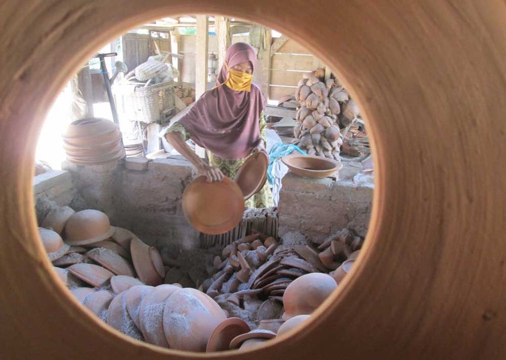 Perajin gerabah Purwosari