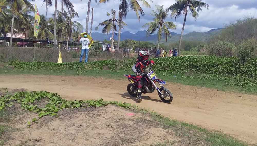 Aksi Pandu, crosser cilik Pacitan