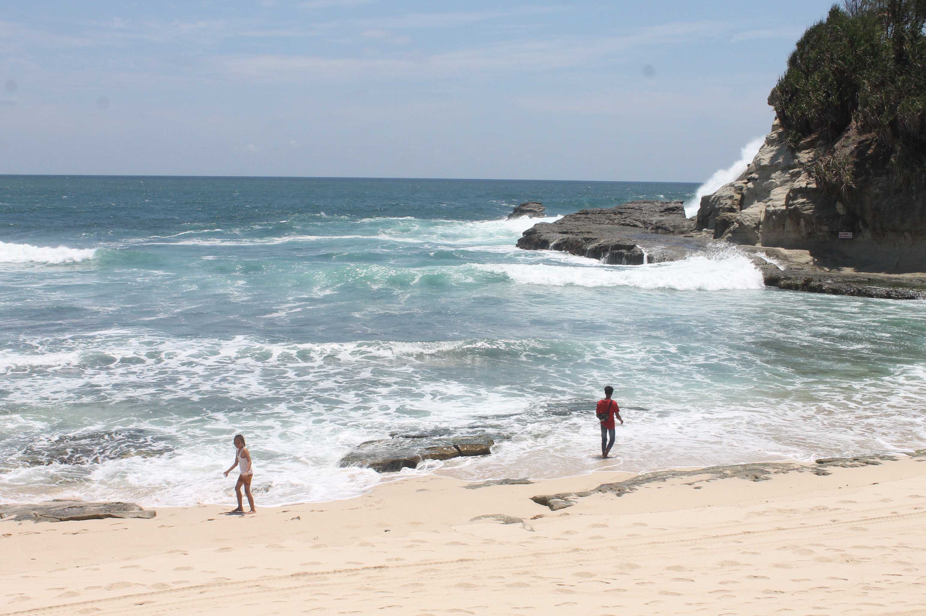 Pantai Klayar