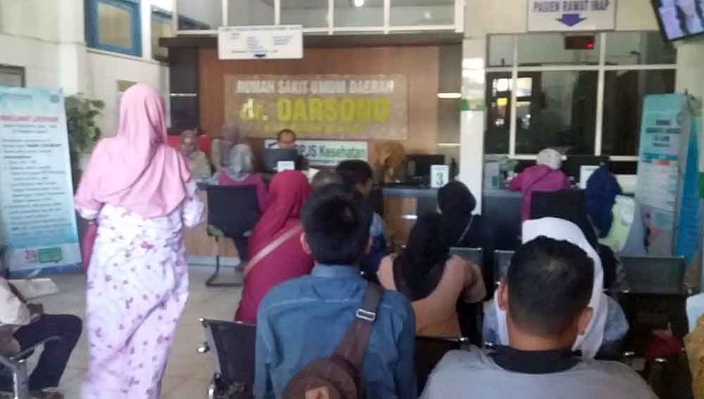 Antrean di RSUD Pacitan