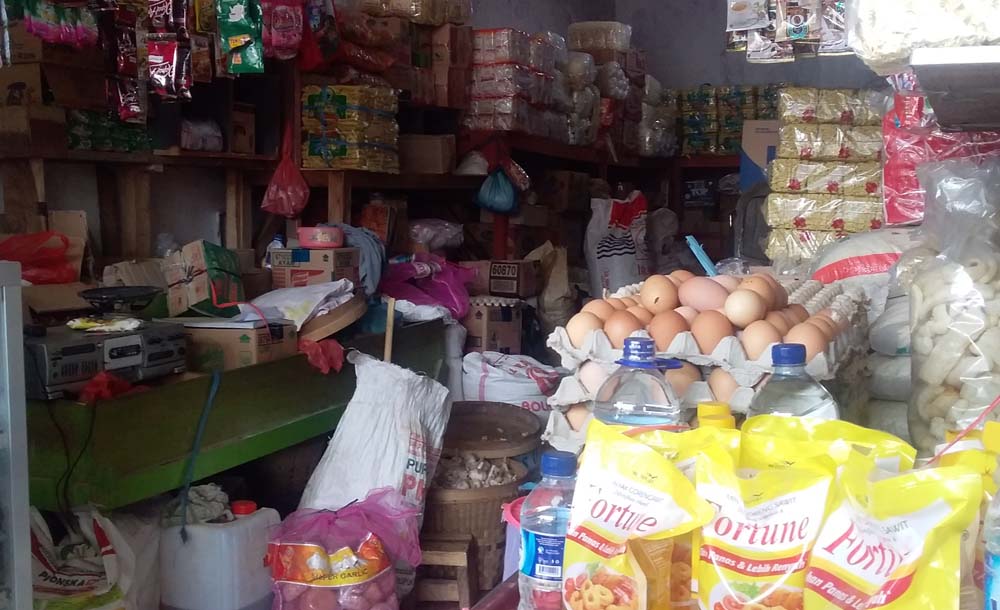 kios sembako Pasar Arjosari