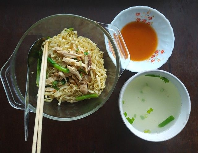 Mie Ayam Kumango &#8211; Sedap yang Legendaris