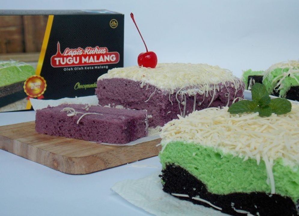 Lapis Kukus Tugu Malang, Kue Lapis Nikmatnya Berlapis-lapis