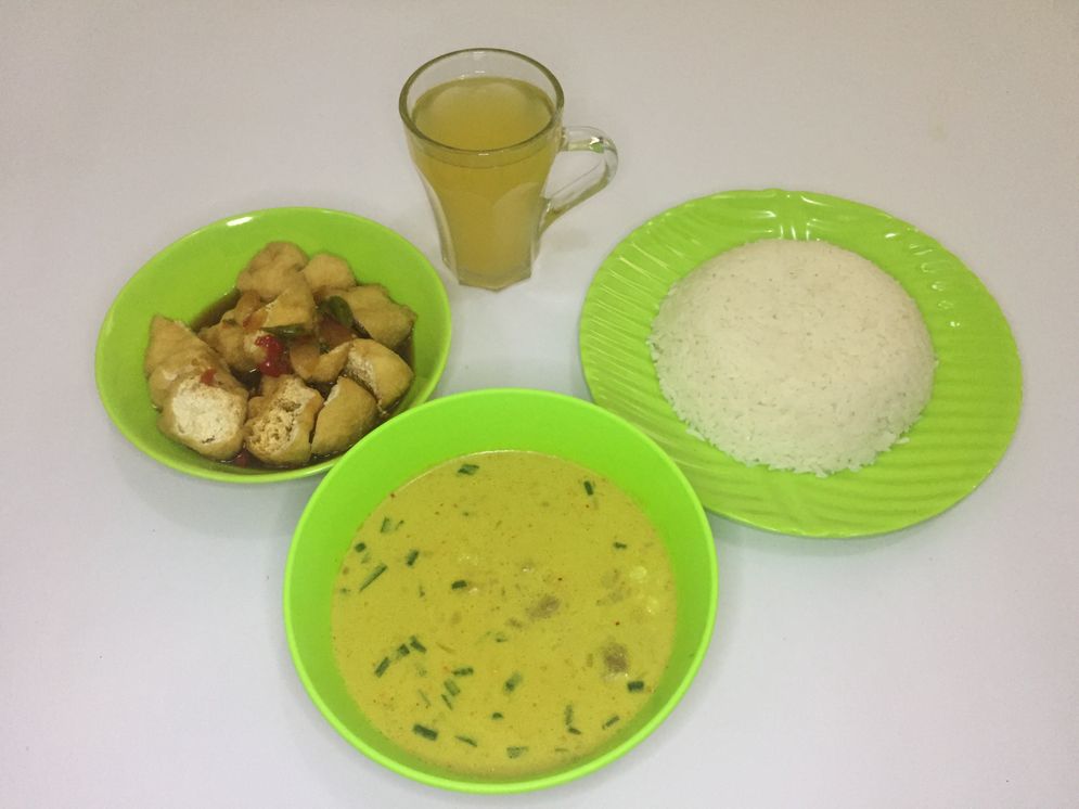 Kenikmatan Empal Gentong, Legendaris Kuliner Pantura Cirebon