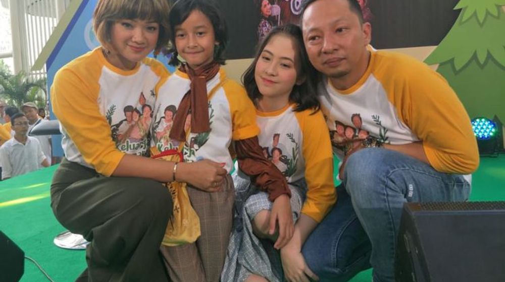 Bersaing dengan DreadOut, Film Keluarga Cemara Tembus 1 Juta Penonton