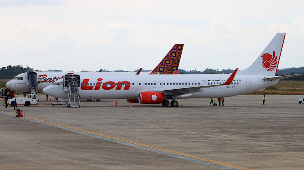 <p>LionAir Boeing 737-900ER di bandara APT Samarinda. Foto: LionAir</p>
