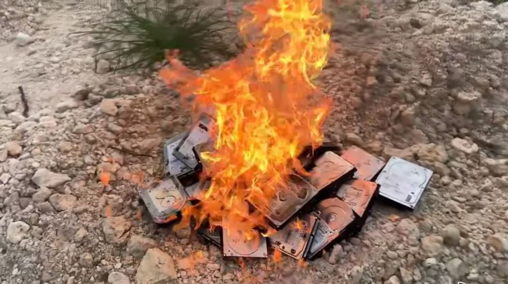 BangBros Membeli PornWikiLeaks.com  Hanya Untuk Dibakar