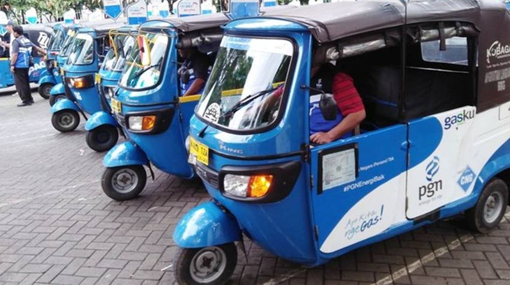 <p>Bajai berbahan bakar gas yang beroperasi di Jakarta</p>

