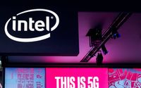 <p>Logo Intel dipamerkan selama Mobile World Congress, pada 28 Februari 2019 di Barcelona, ​​Spanyol.<br />
Joan Cros | NurPhoto | Getty Images</p>
