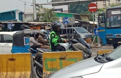 Supriyadi sesaat setelah mengantarkan penumpang.