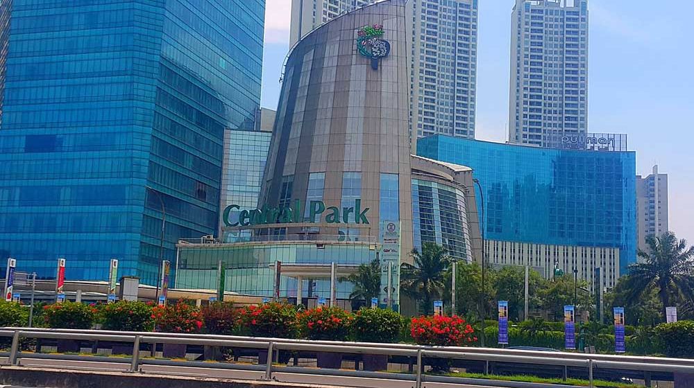 <p>Central Park Mall Jakarta</p>
