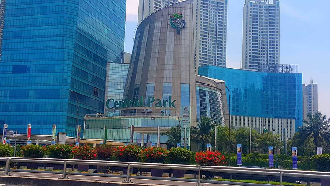<p>Central Park Mall Jakarta</p>
