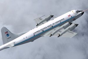 <p>Pesawat pemburu badai WP-3D </p>
