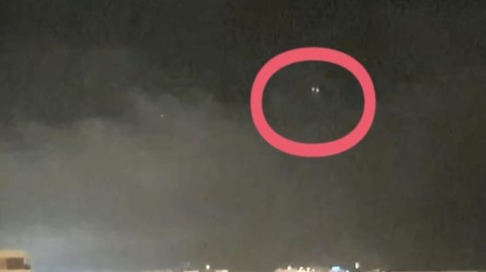 Objek Misterius di Tengah Badai Listrik Menarik Perhatian NASA