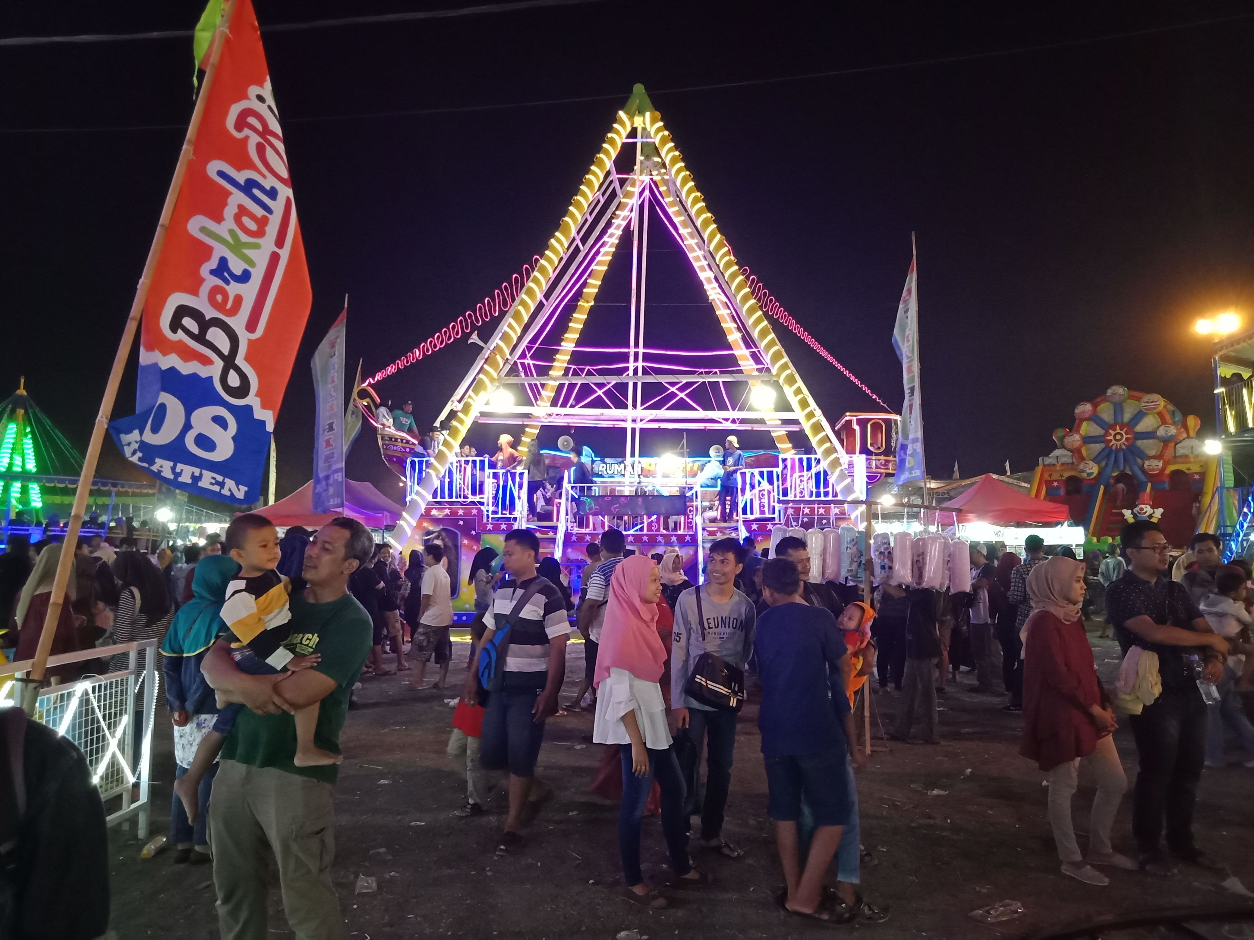 Suasana Pasar Malam Sekaten Tahun 2018