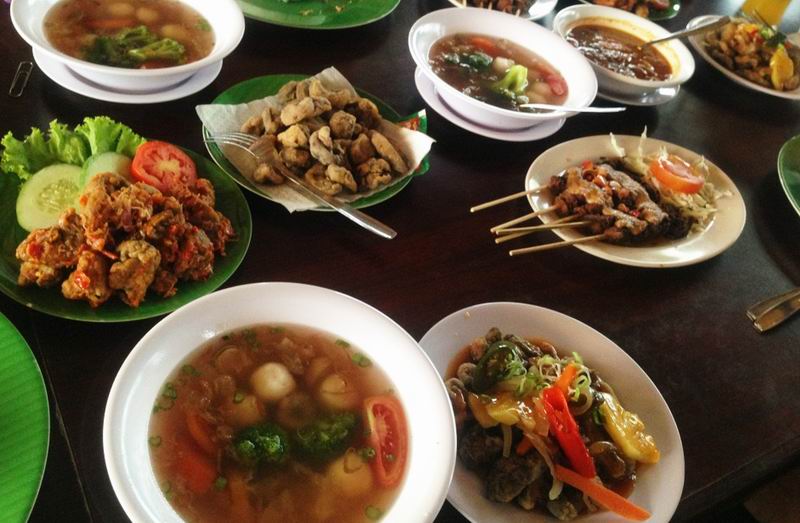 Beragam olahan serba jamur di Resto Jejamuran