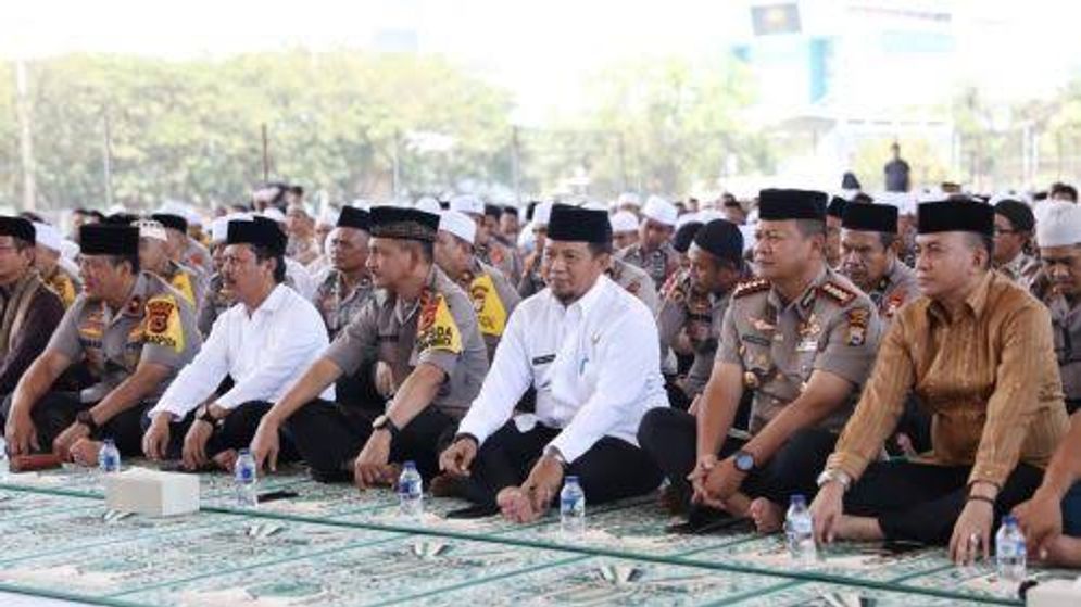 Suasana doa' dan dzikir bersama untuk Indonesia Damai jelang Pelantikan Presiden dan Wakil Presiden