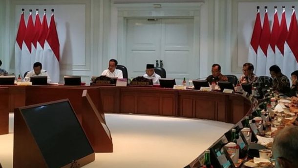 Presiden Minta Menteri Ekonomi Antisipasi Resesi Global