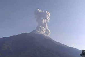 <p>Hembusan awan panas Merapi Senin (14/10/2019) /BPPTKG</p>

