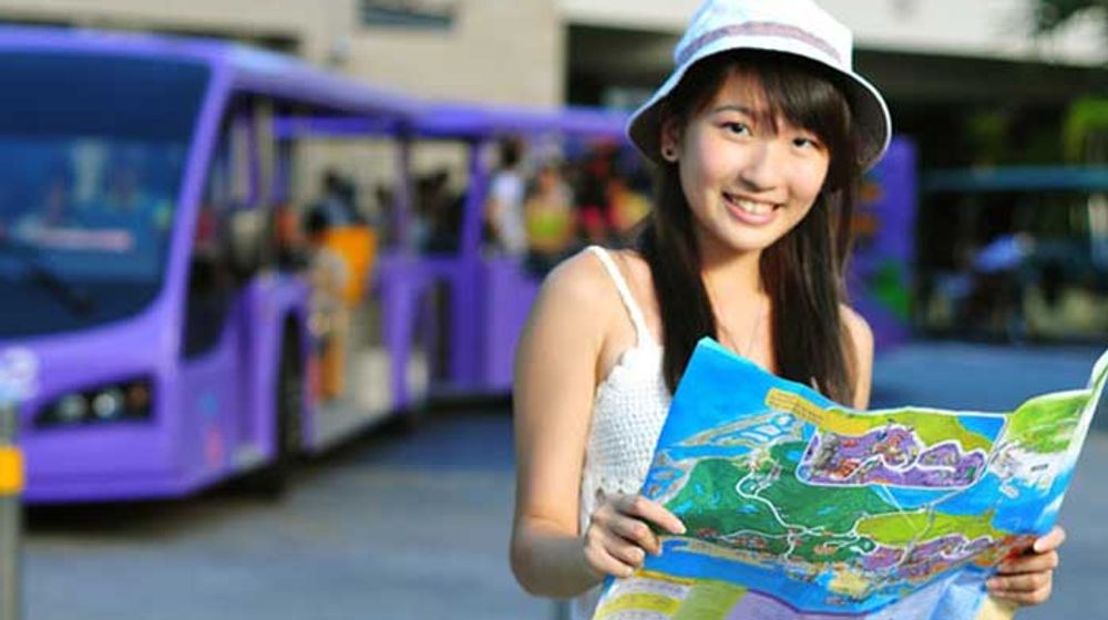 Enam Bulan Turis China Habiskan Rp1,8 Biliun di Luar Negeri