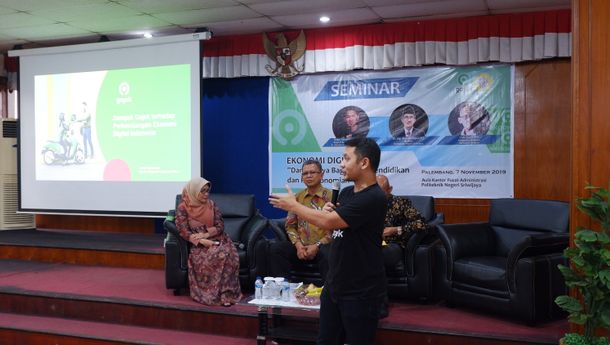 Belajar Ekonomi Digital, Mahasiswa Polsri Palembang Berkaca pada Gojek-kabarsiger