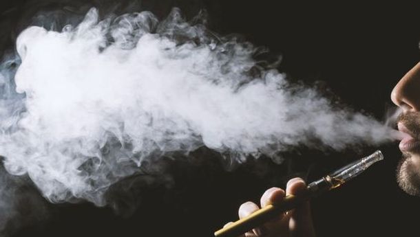 YPKP Dukung Menkes dalam Tuntaskan Masalah Larangan Rokok Elektrik yang Belum Diputuskan