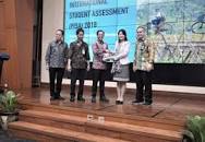 Menteri Pendidikan Menerima Hasil PISA2018