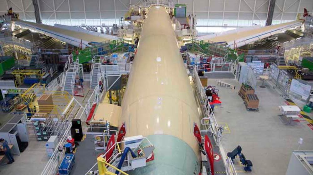 <p>Pembuatan Airbus A350 </p>
