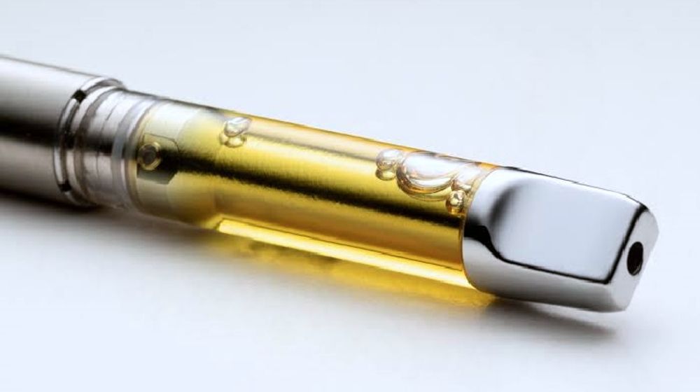 Vape dengan Cairan THC