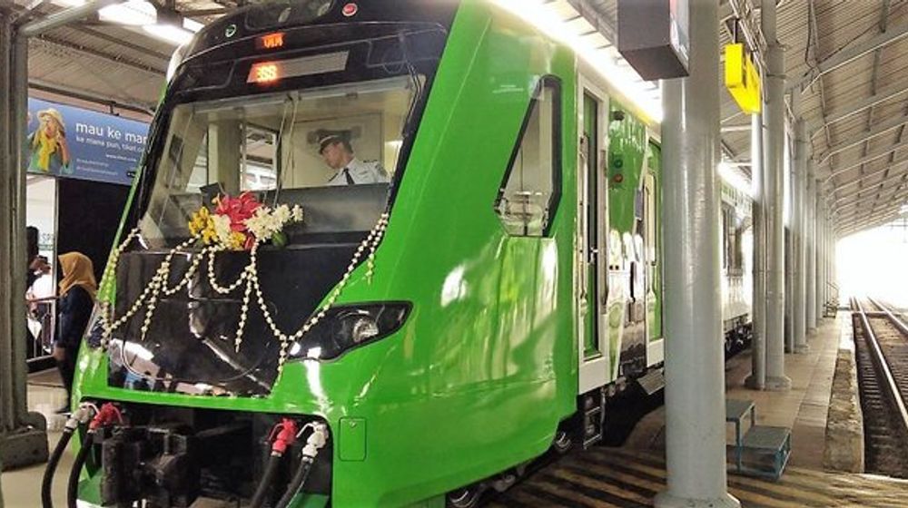 <p>Kereta Bandara Soekarno</p>
