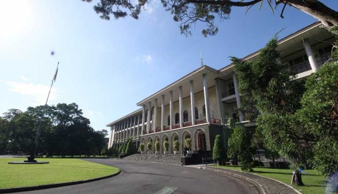 <p>Gedung Pusat UGM/Humas UGM</p>
