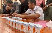 Disaksikan BNN, Puluhan Anggota DPRD Kota Denpasar Jalani Tes Urine