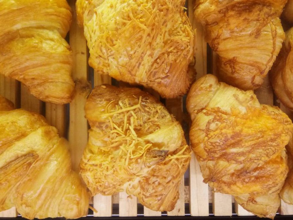 Bandung - Berbagai jenis croissant enak dan renyah yang diproduksi oleh Sukha Delight dan Bellamie Boulangerie, Bandung, Minggu, 18 Januari 2020. 