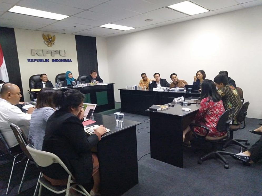 Suasana sidang Grab dan PT TPI di KPPU Wilayah IV di Surabaya, Rabu (22/1/2020). DUTA/endang