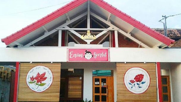 Encim Gendut Tempat Kuliner Unik Gaya Tempo Dulu-kabarsiger