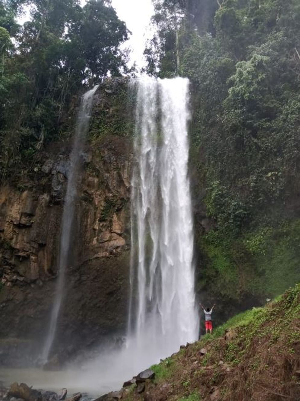  Air Terjun Semantung Lampung Barat