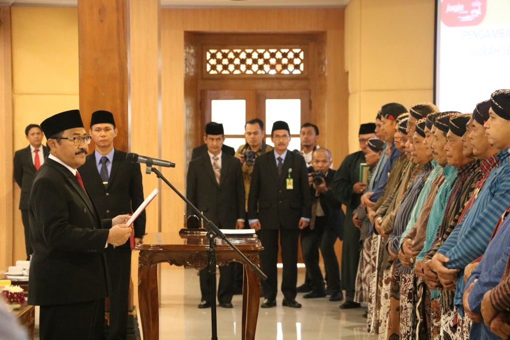Pelantikan dan pengukuhan Lurah se-Kulon Progo