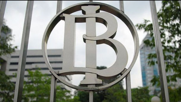 Lebih dari Separuh Bankir Ingin Bank Diawasi BI, Bukan OJK