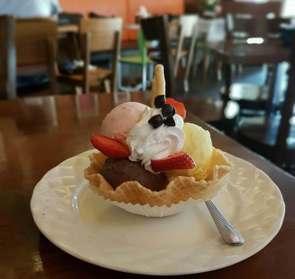 Planet Basket Sundae salah satu menu favorite di Planet Ice Cream