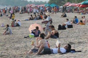 Bea Cukai Permudah Masuknya Kapal Wisata Asing