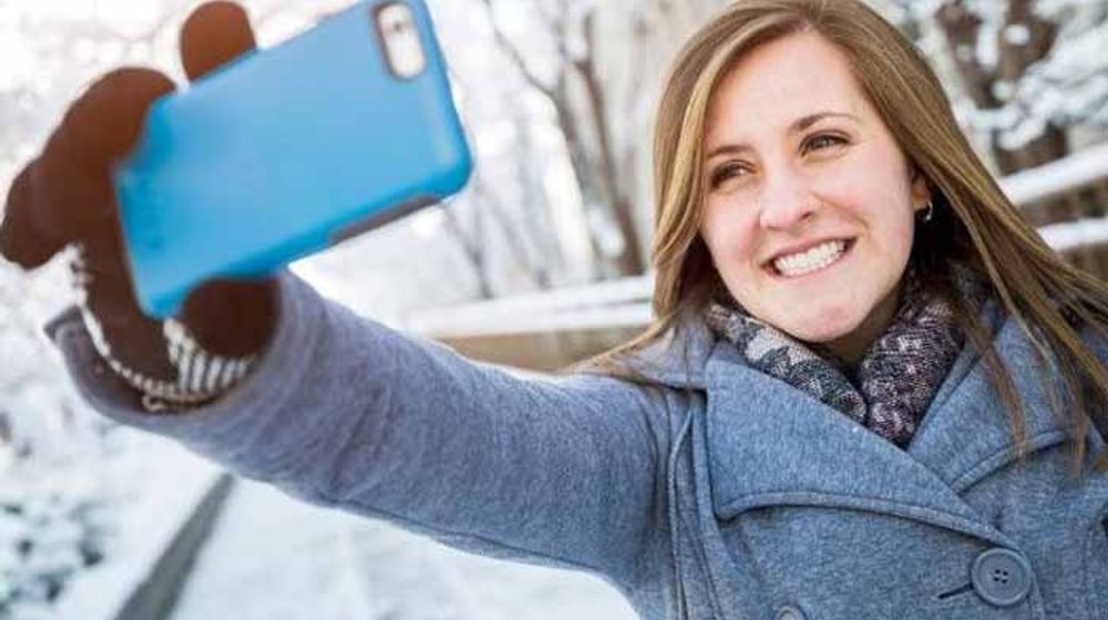 Efek Zoom Bikin Orang Makin Enggak Pede dengan Diri Mereka