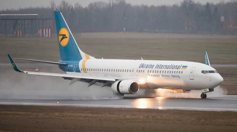 <p>Boeing 737-800 Ukraina </p>
