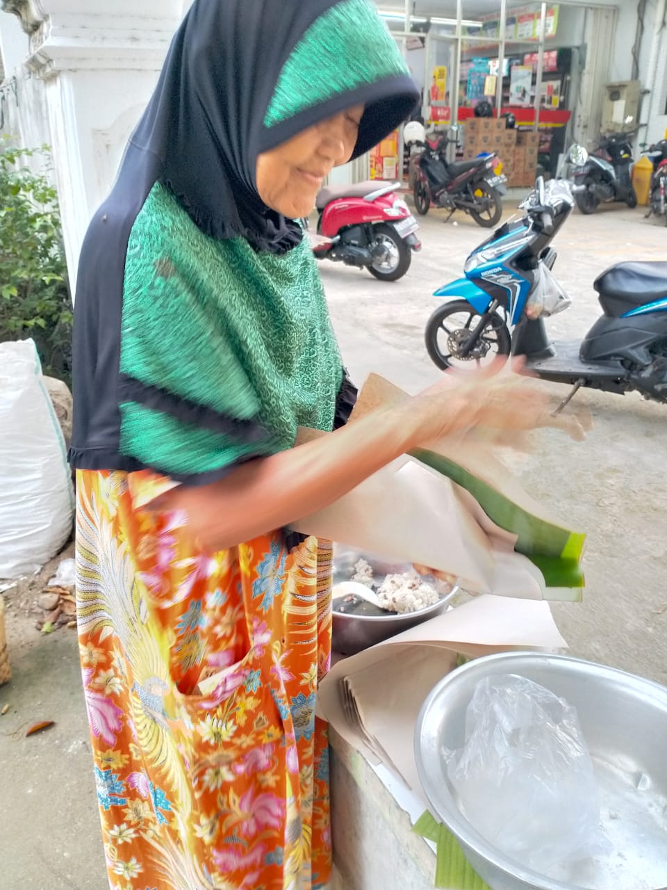 Mbah Iyah, Penjual Punten di Bangunsari Pacitan